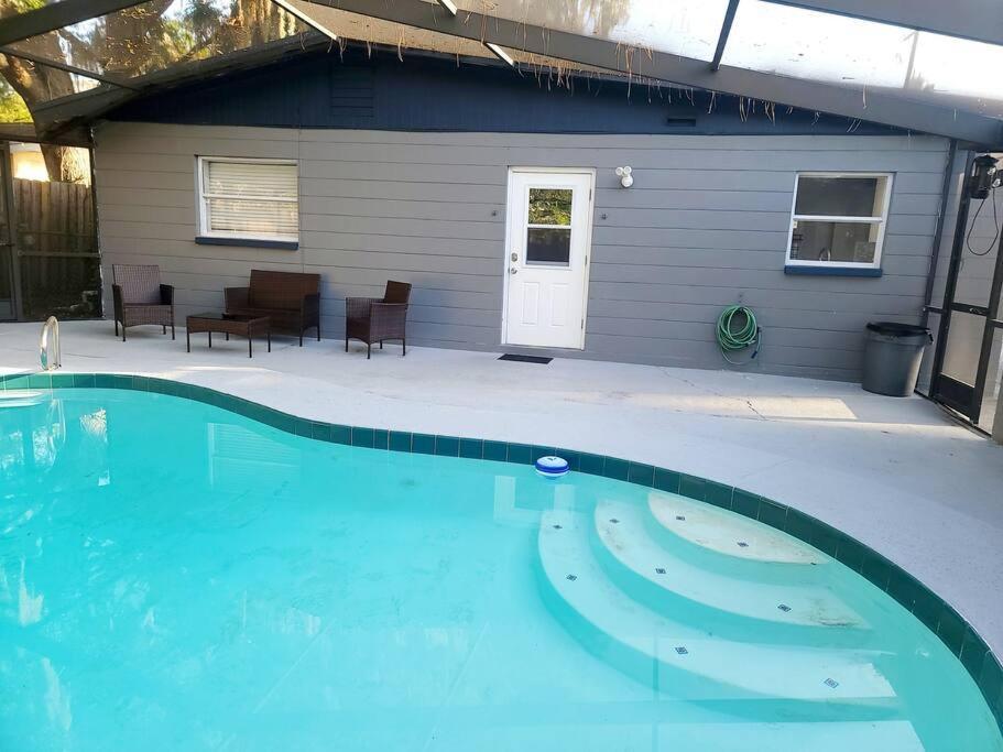 Entirehouse W/Bush Garden View_Private Heated Pool Villa Tampa Exterior photo